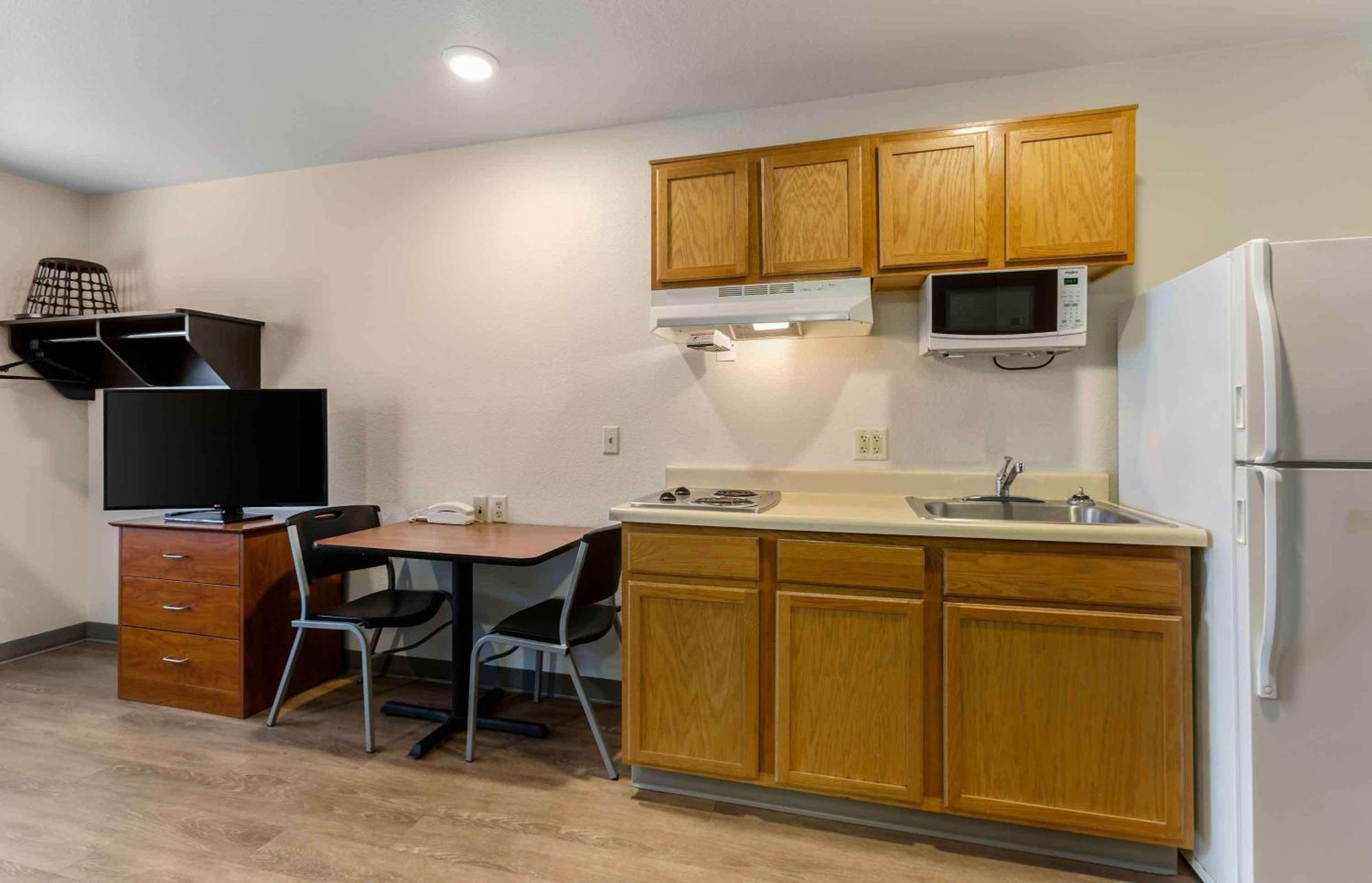 Extended Stay America Select Suites - Phoenix - Peoria - Sun City ภายนอก รูปภาพ